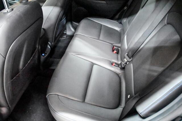 Hyundai Kona 64 kWH | PREMIUM SKY | PANO | WARMTEPOMP | STOELVERWARMING | STU