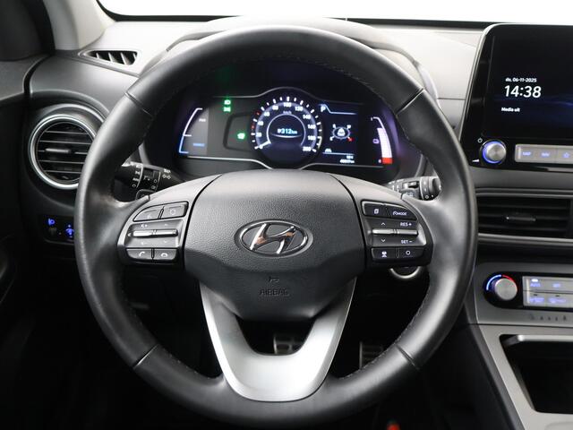 Hyundai Kona EV Fashion 64 kWh | 204 pk | SoH 100% | Adaptive cruise control | Head-up display | Achteruitrijcamera | Apple Carplay/Android Auto |