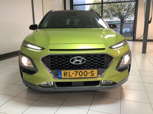 Hyundai Kona 1.0T Fashion met trekhaak en dealer onderhouden