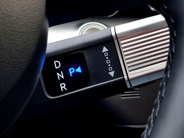 Hyundai Kona 1.6 GDI HEV Premium / Modeljaar 2026 / 3000 Korting / Stoelverkoeling / Stuurverwarming / Stoelverwarming Voor + Achter / Snel Leverbaar! /