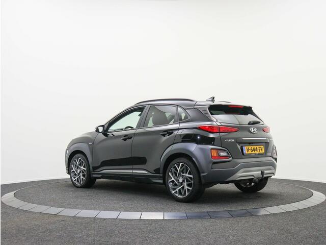 Hyundai Kona 1.6 GDI HEV Premium | Trekhaak | 1e Eigenaar