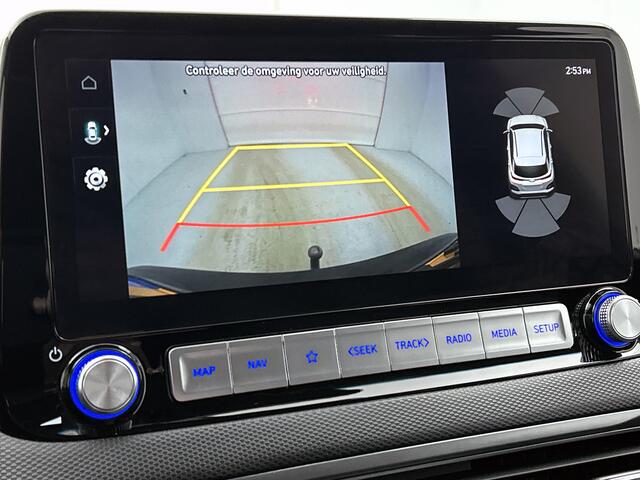 Hyundai Kona EV Premium 64 kWh | LEDER | Trekhaak | Camera | Head up Display | Stoelkoeling | Nederlandse Auto | NAP |