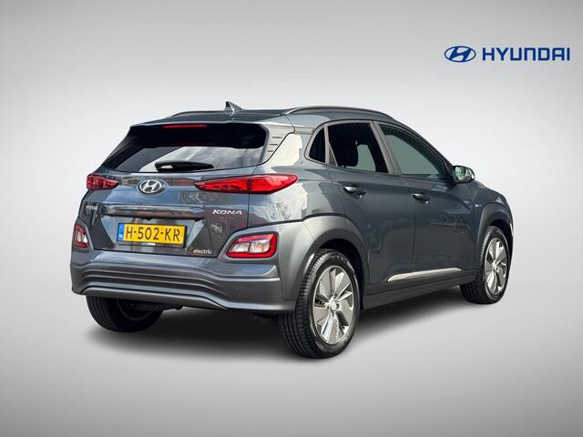 Hyundai Kona EV Premium 64 kWh SoH 97% 3-Fase Lader, Meest Luxe Uitvoering incl. Schuif-/Kanteldak!