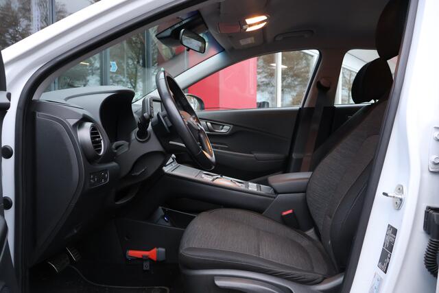 Hyundai Kona EV Comfort 64 kWh | Origineel NL | SoH 100% | Camera | Cruise Control |
