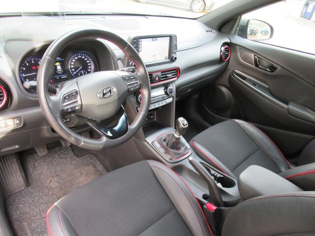 Hyundai Kona 1.0 T-GDI 120 PK Fashion 1e eigen | dealer onderh | navi | camera | cruise | stoel + stuur verw