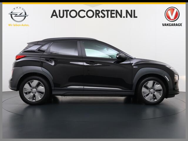 Hyundai Kona EV Fashion 64kWh SOH 100% Warmtepomp Head Up Display Adap.Cruise Navi Ecc Camera Apple Carplay Android Auto Pdc Lane Assist Dodehoekwaarschuwing Keyless Privacy Glas DAB FCA 1e Eigenaar Origineel Nederlandse Auto