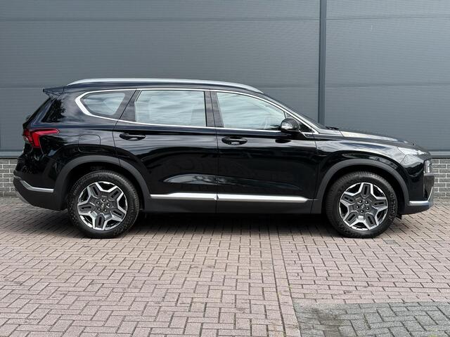 Hyundai SANTA FE 1.6 T-GDI PHEV Comfort Smart Automaat / 7 persoons / Plug-in / Stoelverwarming / Trekgewicht 1350 Kg / Adaptief cruise control / Elektrische Stoelen / Krell Premium Audio / Apple Carplay Android Auto /
