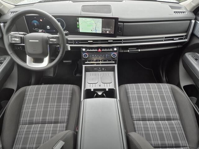 Hyundai SANTA FE 1.6 T-GDI PHEV Comfort Smart 4WD 7p. Automaat / 7 Persoons / Adaptief CC / Apple Carplay Android Auto / Stuur- en Stoelverwarming / Achteruitrijcamera / Elektrische achterklep / Keyless Entry/Start /