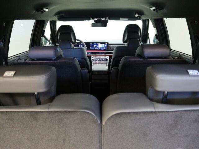 Hyundai SANTA FE 1.6 T-GDI PHEV 4WD Black Line | 6-zitter | Navigatie | Leder