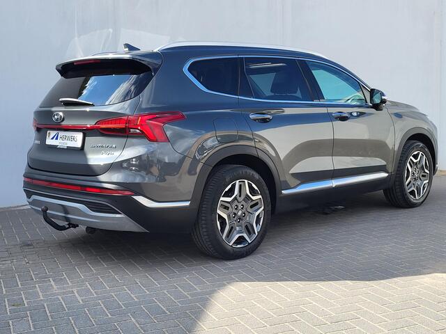 Hyundai SANTA FE 1.6 T-GDI PHEV Premium Sky Automaat / Dealer onderhouden / Afn. trekhaak 1.350 kg / Panoramadak / Navigatie / Lederen bekleding / Stuur-, voor- en achterstoelen verwarmd / 19" / Premium Audio / Apple Carplay / Android Auto