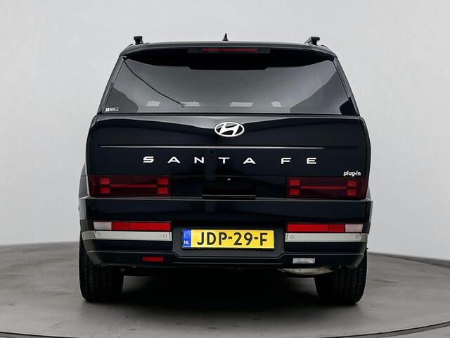 Hyundai SANTA FE 1.6 T-GDI PHEV Comfort 4WD 7p. 20" LMV | Navi | Camera | PDC V + A