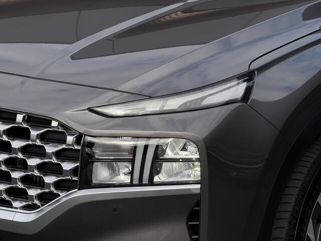 Hyundai SANTA FE 1.6 T-GDI HEV Comfort Smart 7pers. Trekhaak / Leer / Krell / Navi / Clima / Camera / Stoelverwarming