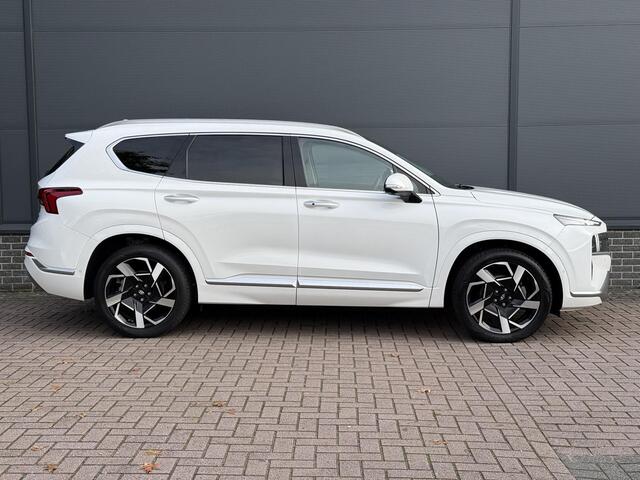 Hyundai SANTA FE 1.6 T-GDI HEV Premium Plus Sky 5P / Navigatie / 1650 trekgewicht / Elektrische stoelverstelling met Geheugenfunctie / Achteruitrijcamera / Stoelverwarming / Schuif- Kantel dak /
