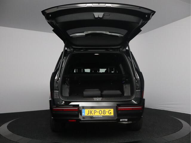 Hyundai SANTA FE 1.6 T-GDI PHEV Black Line 4WD 7-persoons | 20'' velgen | Leder | 7-persoons | Leder | Stoelventilatie | Navigatie | 360 camera |