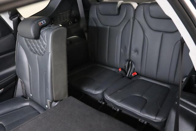 Hyundai SANTA FE 1.6 T-GDI PHEV Premium Sky, 7-Persoons, Trekhaak, Panoramadak, Apple CarPlay/Android Auto