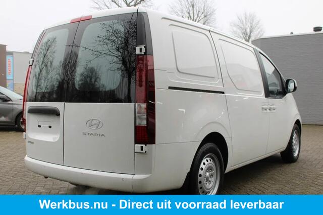 Hyundai Staria 1.6 T-GDI HEV HYBRIDE | AUTOMAAT | meerdere voertuigen beschikbaar!