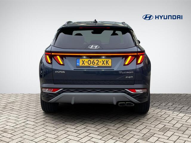 Hyundai TUCSON 1.6 T-GDI PHEV Comfort Smart 4WD | Navigatie | Camera | Apple Carplay/Android Auto | Stuur- + Stoelverwarming | Elek. Achterklep | Rijklaarprijs!