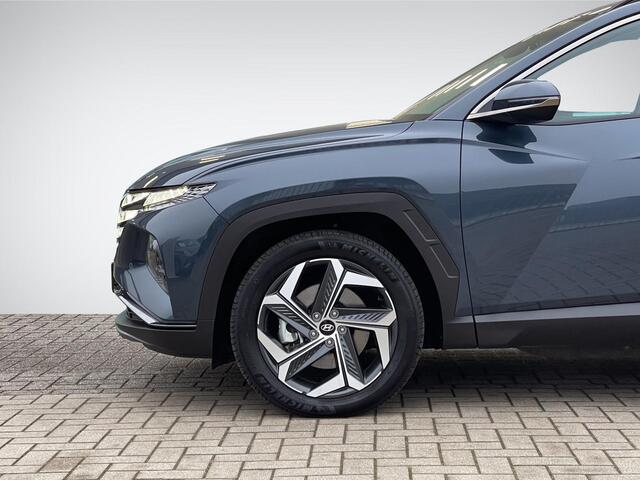 Hyundai TUCSON 1.6 T-GDI PHEV Comfort Smart 4WD | Navigatie | Camera | Apple Carplay/Android Auto | Stuur- + Stoelverwarming | Elek. Achterklep | Rijklaarprijs!