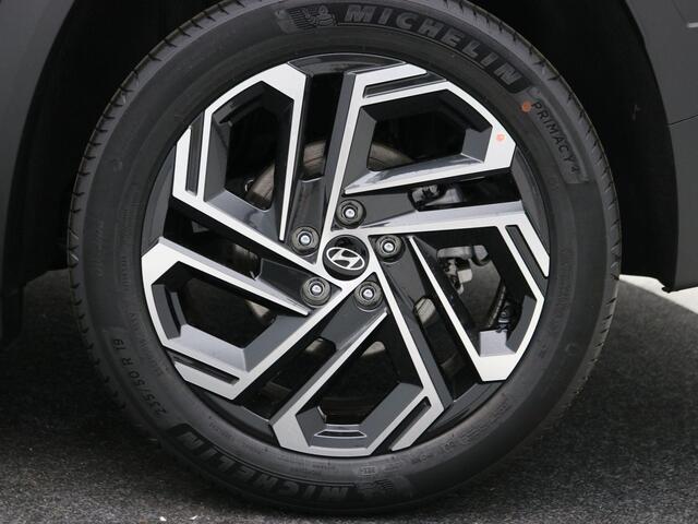 Hyundai TUCSON 1.6 T-GDI PHEV Comfort Smart / Navigatie / Automatische achterklep / Adaptieve Cruise Control / Plug-In-Hybride / 19" LMV / 5 Jaar Fabrieksgarantie /