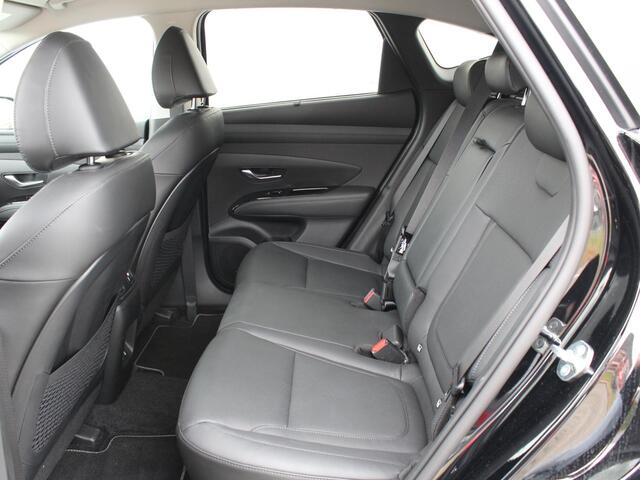 Hyundai TUCSON 1.6 T-GDI PHEV Premium 4WD / Navigatie + Apple Carplay/Android Auto / Stoelverwarming & Verkoeling / 360* Camera / Lederen Bekleding / Keyless Entry & Start /