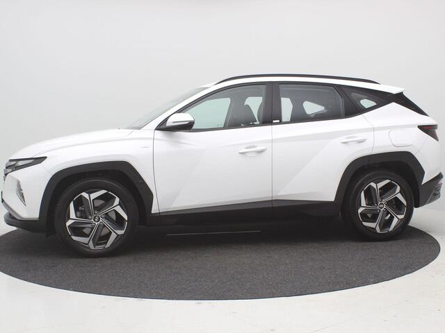 Hyundai TUCSON 1.6 T-GDI MHEV Comfort / Trekhaak / 1650KG Trekgewicht / Navigatie / Stoelverwarming voor / Cruise Control / 19" LMV /