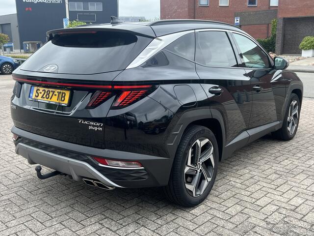 Hyundai TUCSON 1.6 T-GDI PHEV 265 pk Comfort Smart 4WD Navigatie Trekhaak LMV ACC DAB Camera Keyless Getint Glas Stoel + Stuur Verwarming NL Auto Plug In Hybride