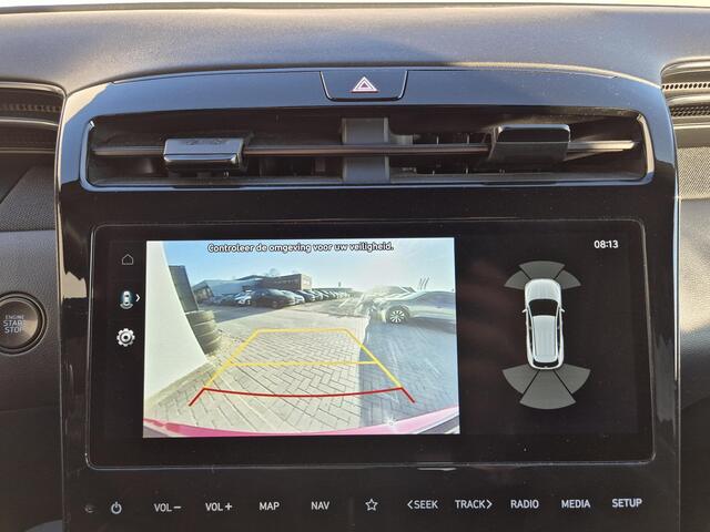 Hyundai TUCSON 1.6 T-GDI PHEV Plug-in N Line 4WD Automaat / Trekgewicht 1350 kg / Apple Carplay Android Auto / Elektrische bedienbare achterklep / Achteruitrijcamera / Adaptief cruise control / Stuur-, en Stoelverwarming /
