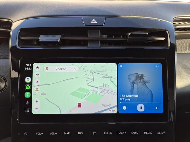 Hyundai TUCSON 1.6 T-GDI PHEV Plug-in N Line 4WD Automaat / Trekgewicht 1350 kg / Apple Carplay Android Auto / Elektrische bedienbare achterklep / Achteruitrijcamera / Adaptief cruise control / Stuur-, en Stoelverwarming /