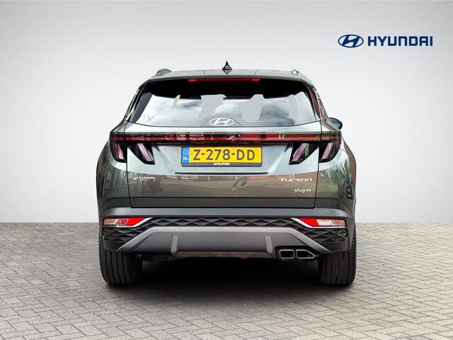 Hyundai TUCSON 1.6 T-GDI PHEV Comfort Smart 4WD | Navigatie | Camera | Apple Carplay/Android Auto | Stuur- + Stoelverwarming | Elek. Achterklep | Rijklaarprijs!