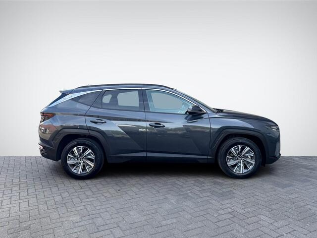 Hyundai TUCSON 1.6 T-GDI HEV Comfort Smart | Navigatie | Camera | Apple Carplay/Android Auto | Stuur- + Stoelverwarming | Elek. Achterklep | Rijklaarprijs!