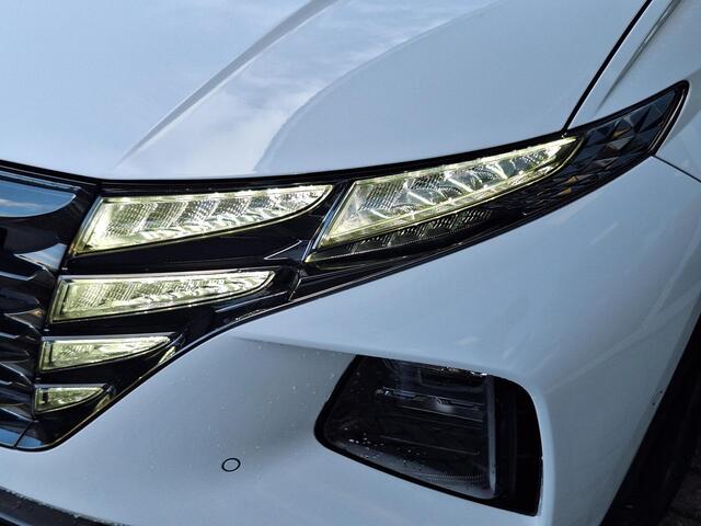 Hyundai TUCSON 1.6 T-GDI PHEV Premium Sky 4WD | Apple Carplay | 360 graden camera | Climate control | Adaptief Cruise Control | Stoel/stuurverwarming |