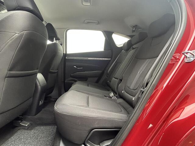 Hyundai TUCSON 1.6 T-GDI PHEV Comfort Smart 4WD / Apple carplay / Android auto / Stoel en Stuurwielverwarming / Dealer onderhouden / Elektrische Achterklep / Cruise Control Adaptief /