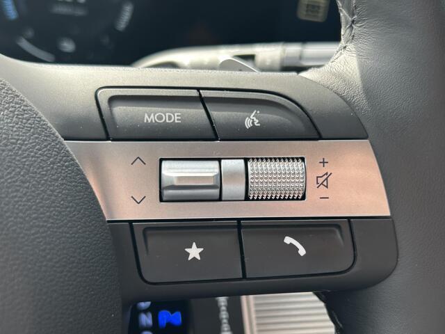 Hyundai TUCSON 1.6 T-GDI HEV Premium / Leder / 360 Camera / Stoel- & Stuurverwarming / Stoelverkoeling / Navigatie / Adaptive Cruise Control / Climate Control / Snel Leverbaar! /