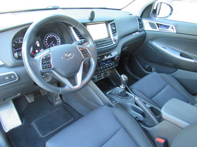 Hyundai TUCSON 1.6 T-GDI 177 PK 2e eigen | 1900 KG tr.gewicht | tr.haak | 19"inch | navi