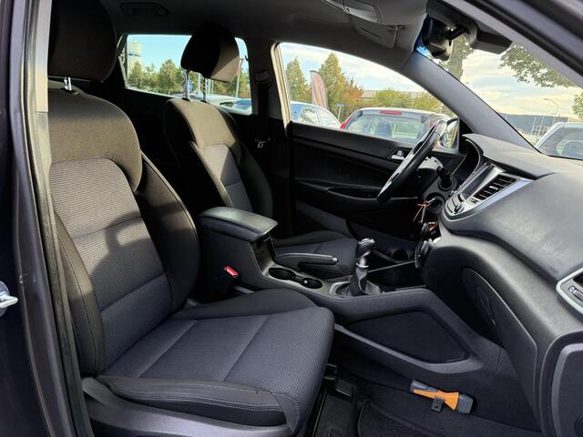 Hyundai TUCSON 1.6 GDi Comfort 2e Eigenaar,Camera,Navi,Clima,Cruise,Stoelverwarming,N.A.P,6 Bak,Pdc V+A,Lm velgen,132pk,Apk tot 02-2026