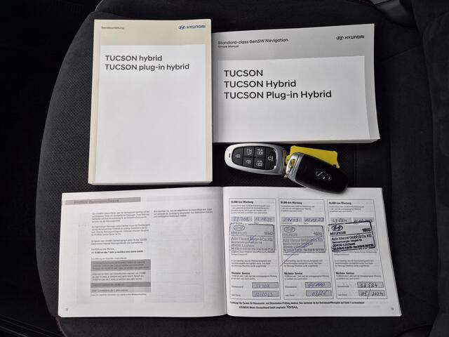 Hyundai TUCSON 1.6 T-GDI PHEV Plug-in N Line Sky 4WD Automaat / HUD / Glazen schuif- en kanteldak / Stuur- en Stoelverwarming / Stoelventilatie voor / Elektrische achterklep / Achterbank verwarming / Rondomzicht camera /