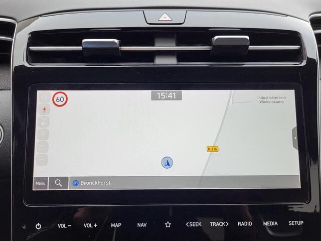 Hyundai TUCSON 1.6 T-GDI PHEV Premium 4WD Automaat / Dealer onderhouden / Trekgewicht 1.350 kg / 360° camera / Krell Audio / Stuur,- achterbank,- en voorstoelverwarming / Geventileerde voorstoelen / Android Auto / Apple Carplay