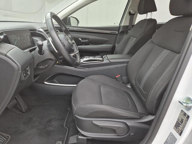 Hyundai TUCSON 1.6 T-GDI PHEV Plug-in Comfort 4WD Automaat / Trekgewicht 1350 kg / Apple Carplay Android Auto / Achteruitrijcamera / Navigatie / Adaptief CC / Stoelverwarming / Climate control / Parkeersensoren achter /