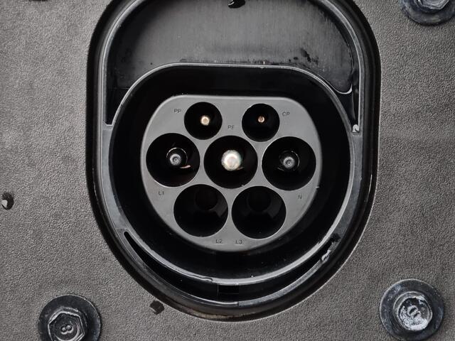 Hyundai TUCSON 1.6 T-GDI PHEV Comfort Smart 4WD / Trekhaak ( 1.350 kg ) / Apple carplay / Android auto / Stoelverwarming / Elektrische kofferbak /