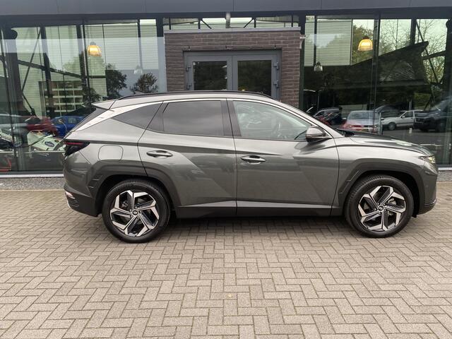 Hyundai TUCSON 1.6 T-GDI PHEV Premium Sky 4WD Plug-In Trekhaak Panoramadak Leder