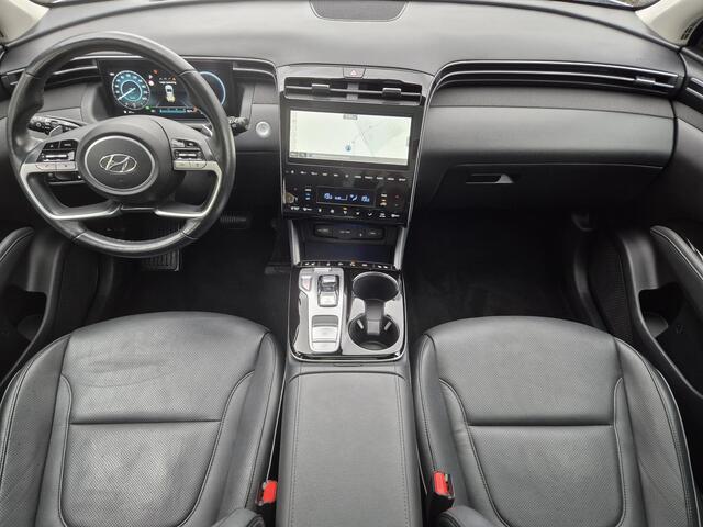 Hyundai TUCSON 1.6 T-GDI PHEV Plug-in Premium Sky 4WD Automaat / elektrisch glazen panorama-dak / Trekgewicht 1350 kg / Stuur-, Stoel en Achterbank verwarming / Elektrische achterklep / Adaptief CC / Rondomzicht camera /