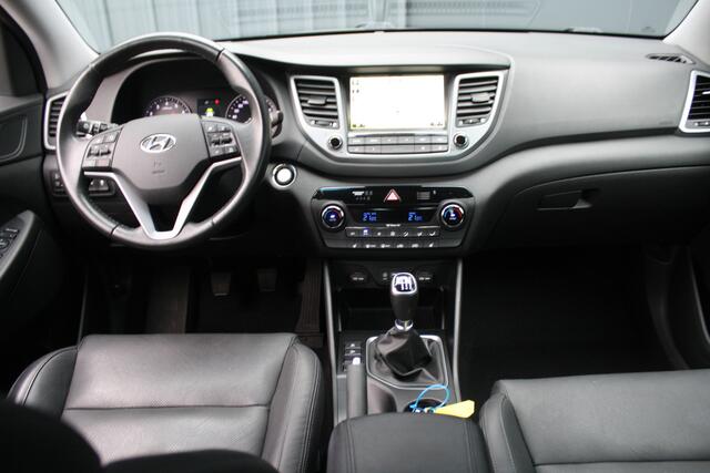 Hyundai TUCSON 1.6 T-GDi 177PK Premium - LEDER - NAVIGATIE - CAMERA - TREKHAAK - PDC