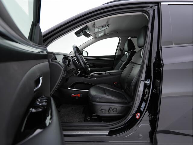 Hyundai TUCSON 1.6 T-GDI PHEV Premium 4WD (INCL.BTW) *FULL-LEATER | FULL-LED | ADAPTIVE-CRUISE | BLIND-SPOT | MEMORY-PACK | TOP-VIEW | KEYLESS | DIGI-COCKPIT | HEATED/VENTILATED-COMFORTSEATS | DAB+ | PRIVACY-GLASS | SHIFT-PADDLES | 1