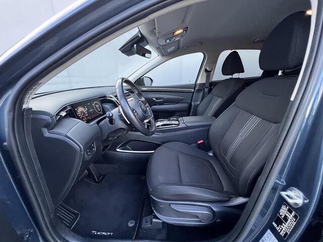 Hyundai TUCSON 1.6 T-GDI PHEV Plug-in Comfort 4WD Automaat / Fabrieksgarantie tot 04-2028 ** / Dealer onderhouden / Navigatie / Achteruitrijcamera / Apple Carplay Android / Dode hoek detectie / Stoelverwarming / 19" LM wielen /