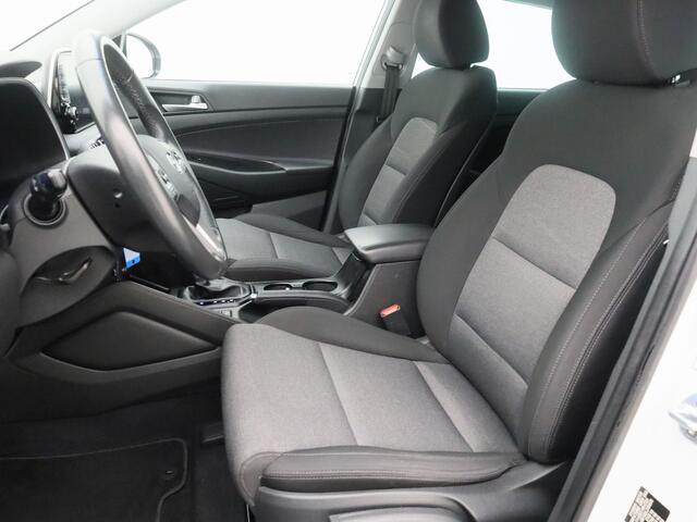 Hyundai TUCSON 1.6 T-GDI Comfort | CAMERA | CARPLAY | STOELVERWARMING