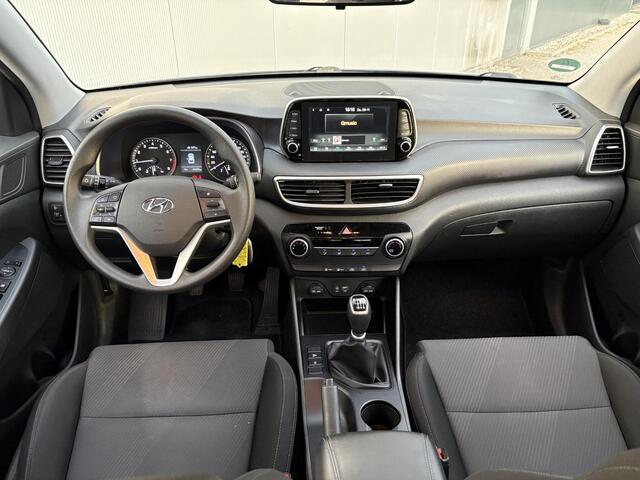Hyundai TUCSON 1.6 GDI Comfort / Airco / Cruise control / Trekhaak 1400 kg geremd / Navigatiesysteem full map /