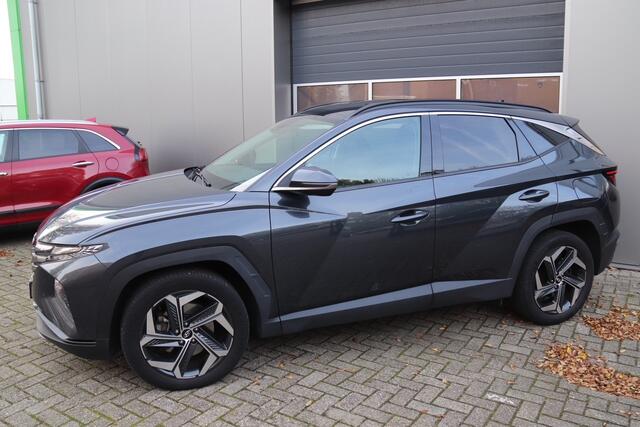 Hyundai TUCSON 1.6 T-GDI PHEV Comfort Smart 4WD, Stoel & Stuurverwarmd, Carplay, Camera