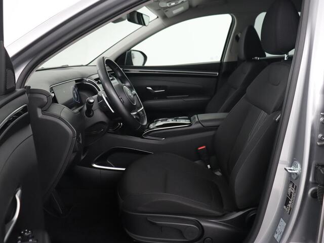 Hyundai TUCSON 1.6 T-GDI PHEV Comfort 4WD | Trekhaak | Carplay | Adaptive cruise | Camera | Climate control | Digital Cockpit | 19'' | Parkeerhulp | Bluetooth | Plug In
