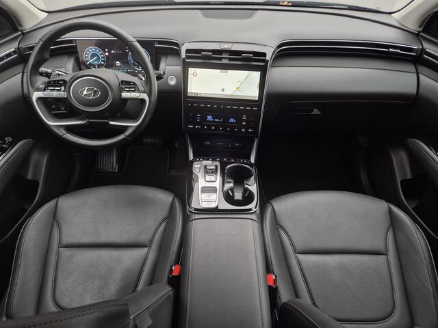 Hyundai TUCSON 1.6 T-GDI HEV Premium Sky Automaat / Fabrieksgarantie tot 03-2029 / Dealer onderhouden / Adaptief cruise control / Glazen schuif- en kanteldak / Elektrische achterklep / Stuur-, Stoel en Achterbank verwarming / Rondomzicht camera / Adaptief CC /