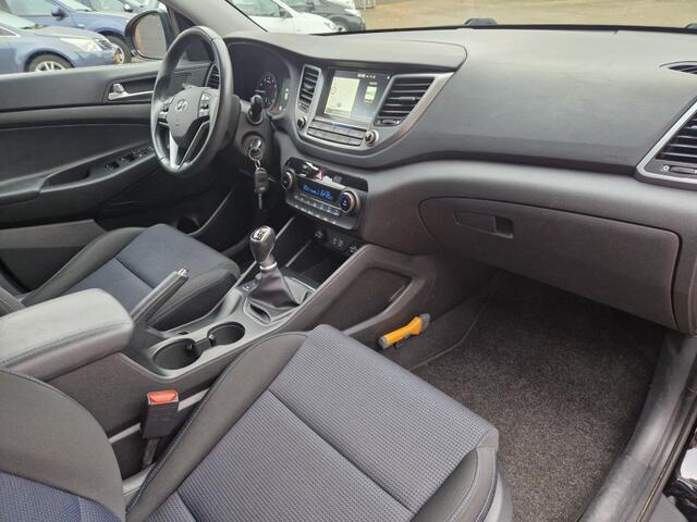 Hyundai TUCSON 1.6 GDI Comfort NL-auto Navi Clima Cruise Camera Trekhaak